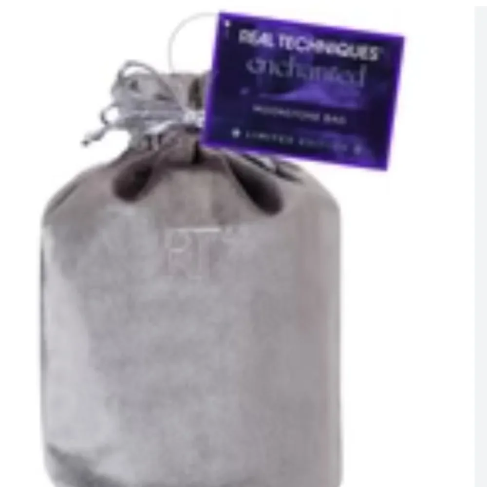 Real Techniques Enchanted‎ Moonstone Bag- Limited Edition